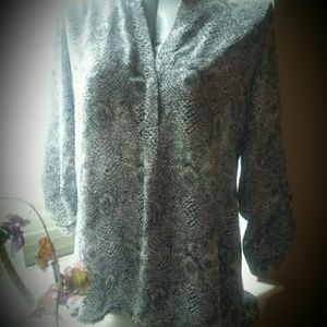 Dalia size medium fine snakeskin print blouse